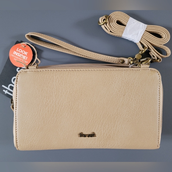 NWT The Sak Iris Crochet Wrislet Smart Phone Cross Body Bag - Picture 4 of 5